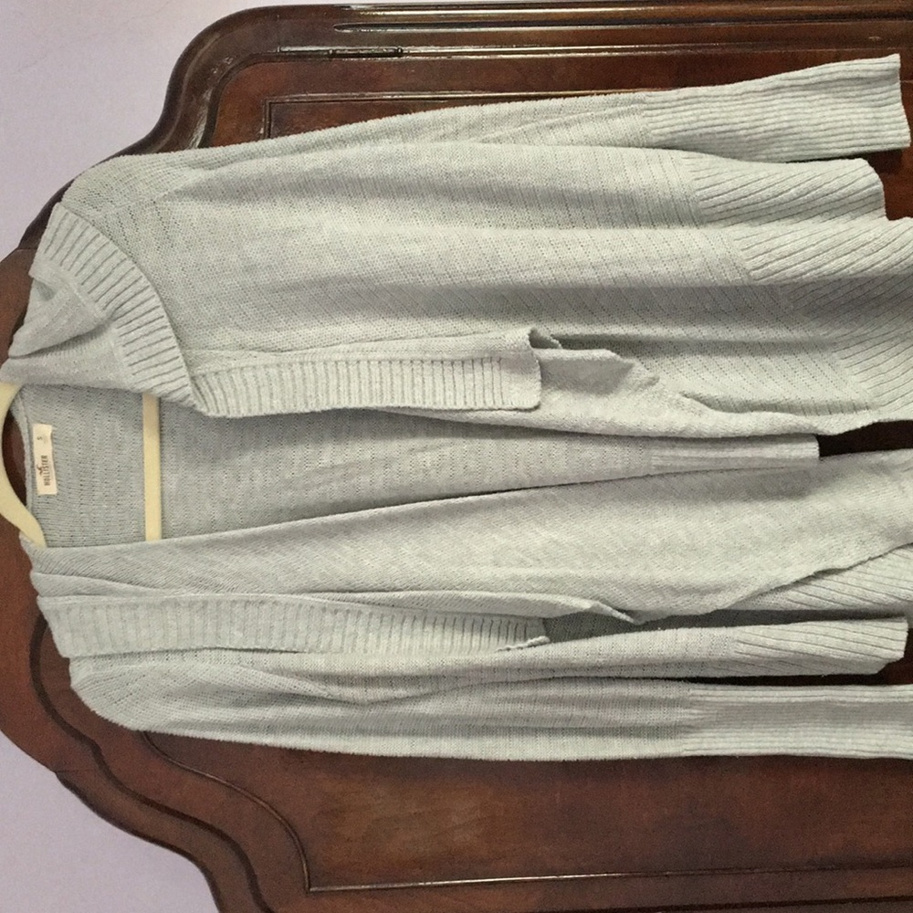 Hollister cardigan